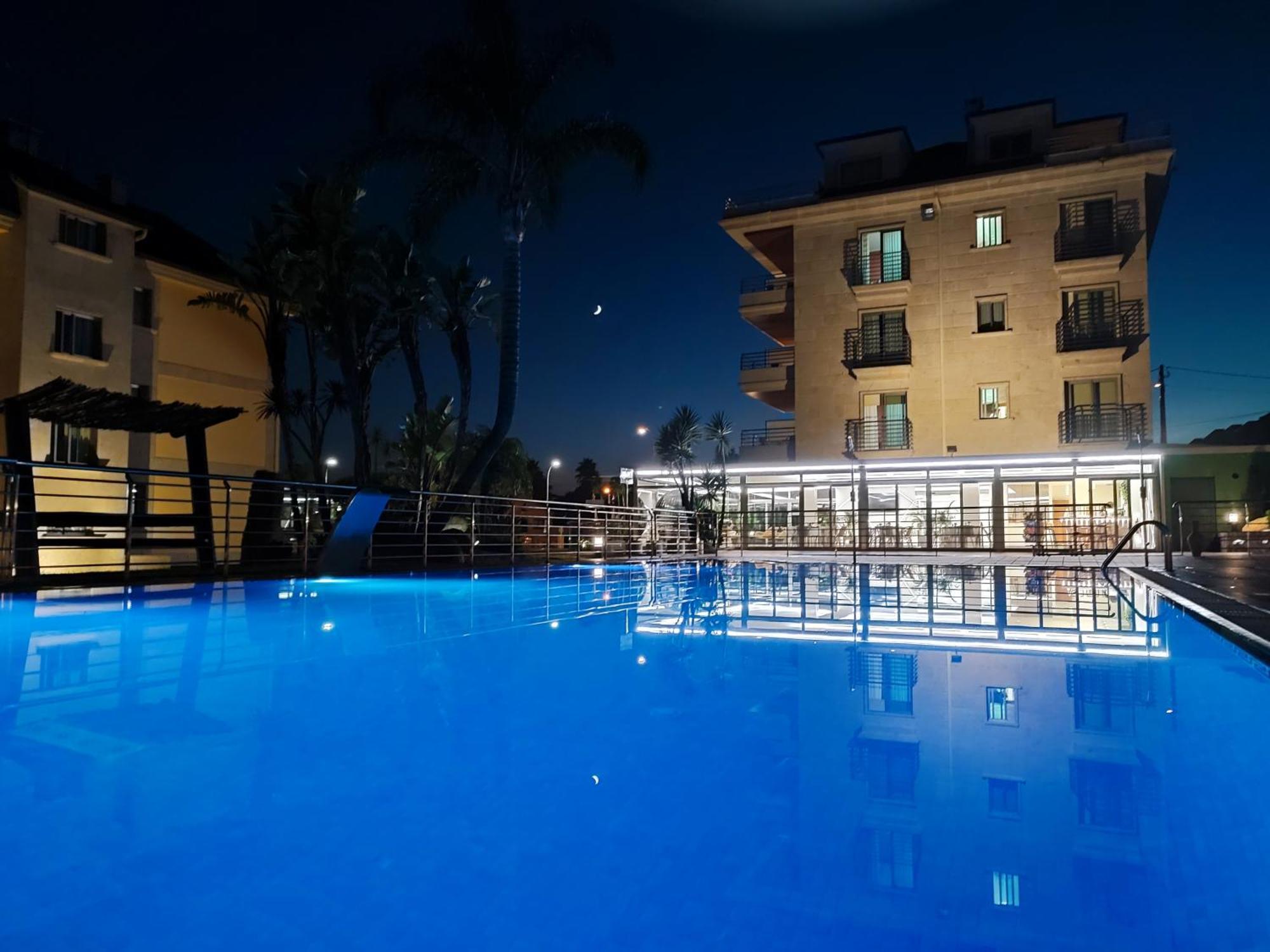 Apartamentos Marsil Монтальво Екстер'єр фото
